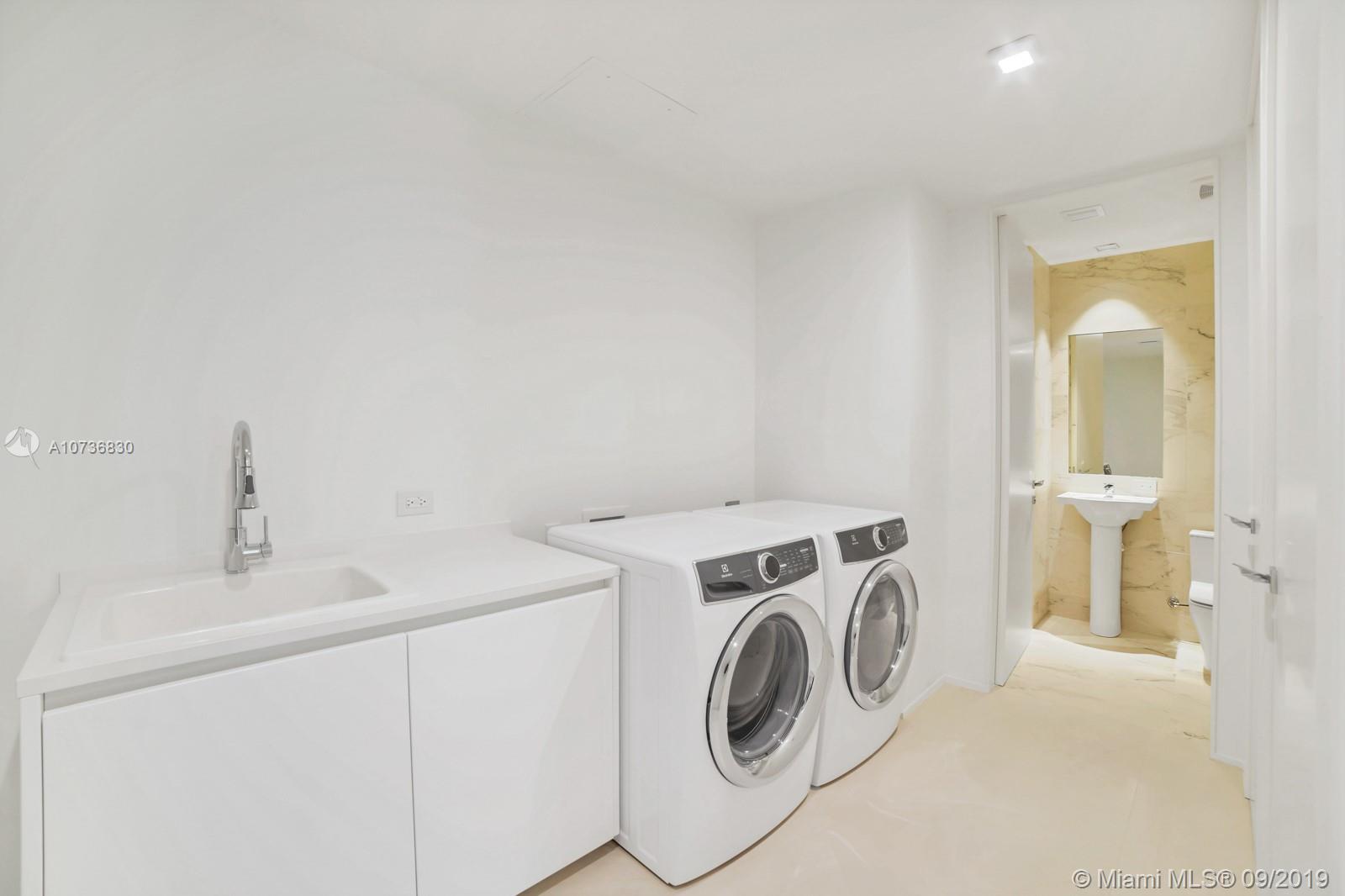 One Thousand Museum - Residential