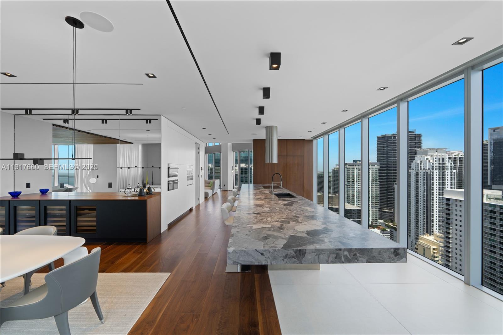 BRICKELLHOUSE CONDO - Residential Lease