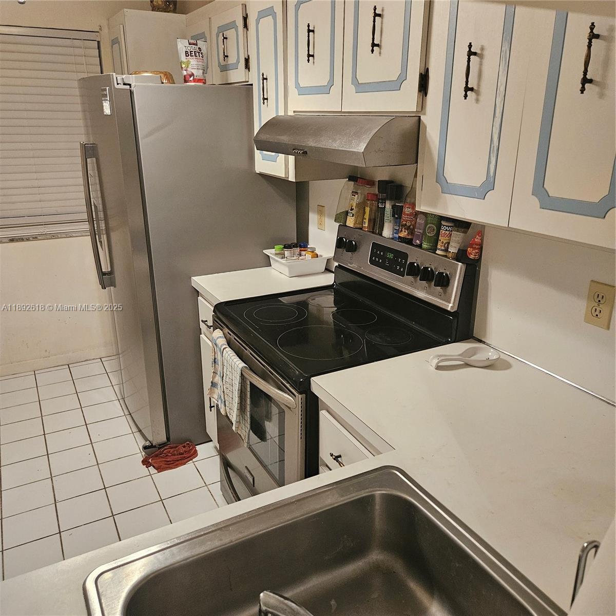 LAS VISTAS - Residential