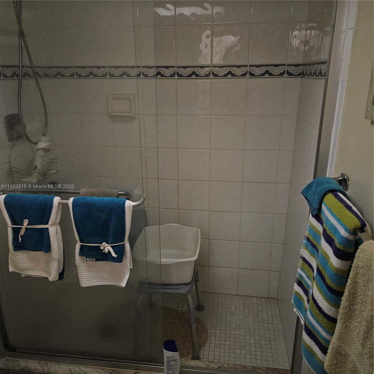 LAS VISTAS - Residential