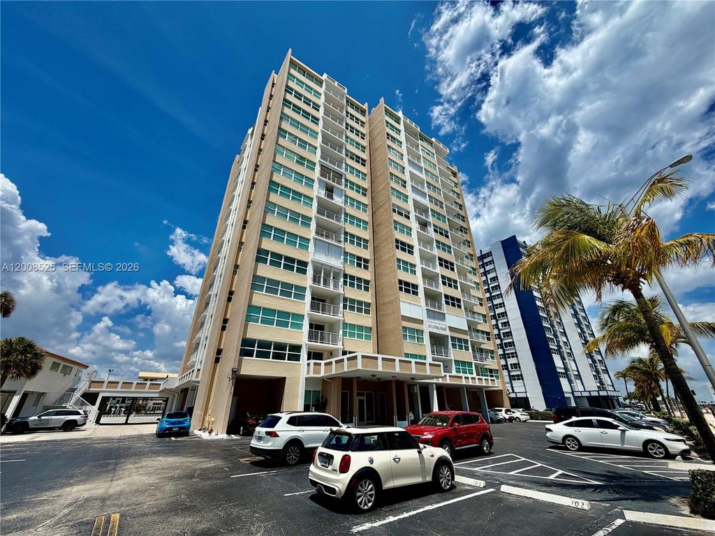 Photo of 1410 S Ocean Dr #607, Hollywood, FL 33019 (MLS # A12008525)