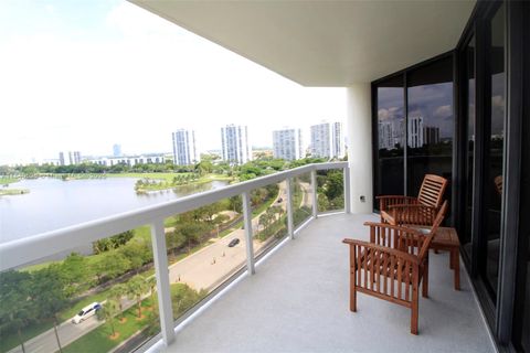 Photo of 20185 E Country Club Dr #1105, Aventura, FL 33180 (MLS # A11840526)