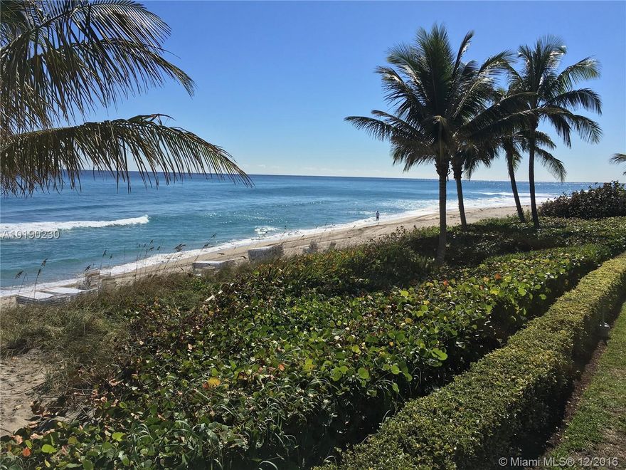 GREAT INVESTMENT!!!!"BEACH-INTRACOASTAL LIVING AT ITS BEST" ACTIVE COMMUNITY CONCRETE RESTORATION 2014, NEW IMPACT DOORS AND WINDOWS, 1YEAR NEW A\C, NEW GARBAGE DISPOSAL, LOTS OF CLOSET SPACE, JET TUB, WASHER DRYER IN UNIT, 2 POOLS, 2 HOT TUBS  BOAT DOCKS AVAILABLE, EXCLUSIVE BEACH CLUB INCLUDED, CHIPPING GREEN, BOCCE COURT, TENNIS COURTS, FITNESS ROOM, LIBRARY, OUTDOOR GRILLS.