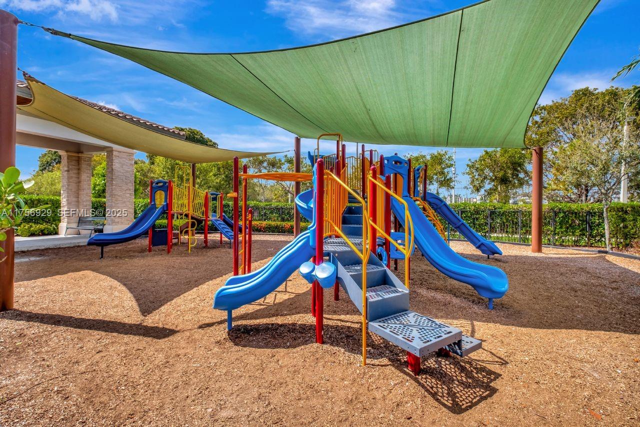 GRAND BAY SOUTH GARDENS S - Residential