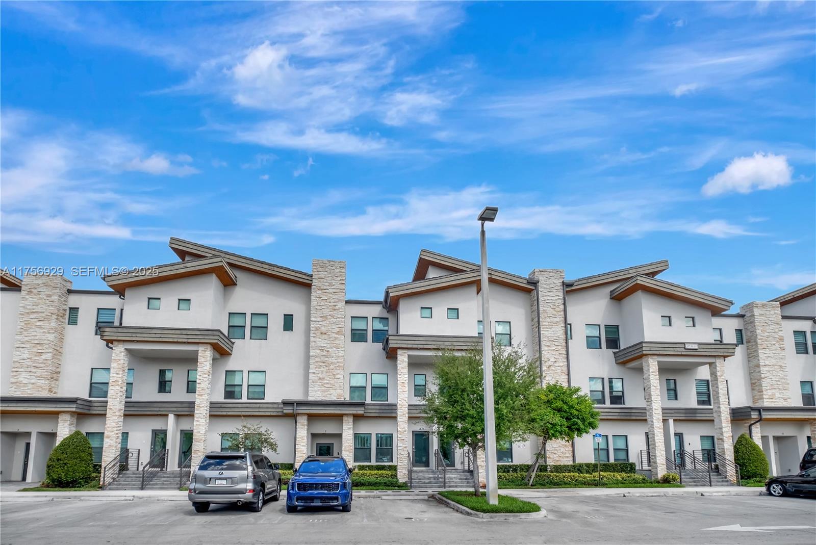 GRAND BAY SOUTH GARDENS S - Residential