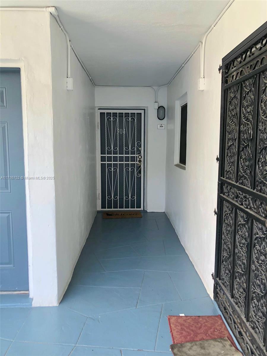 DIXIE GARDENS CONDO - Residential