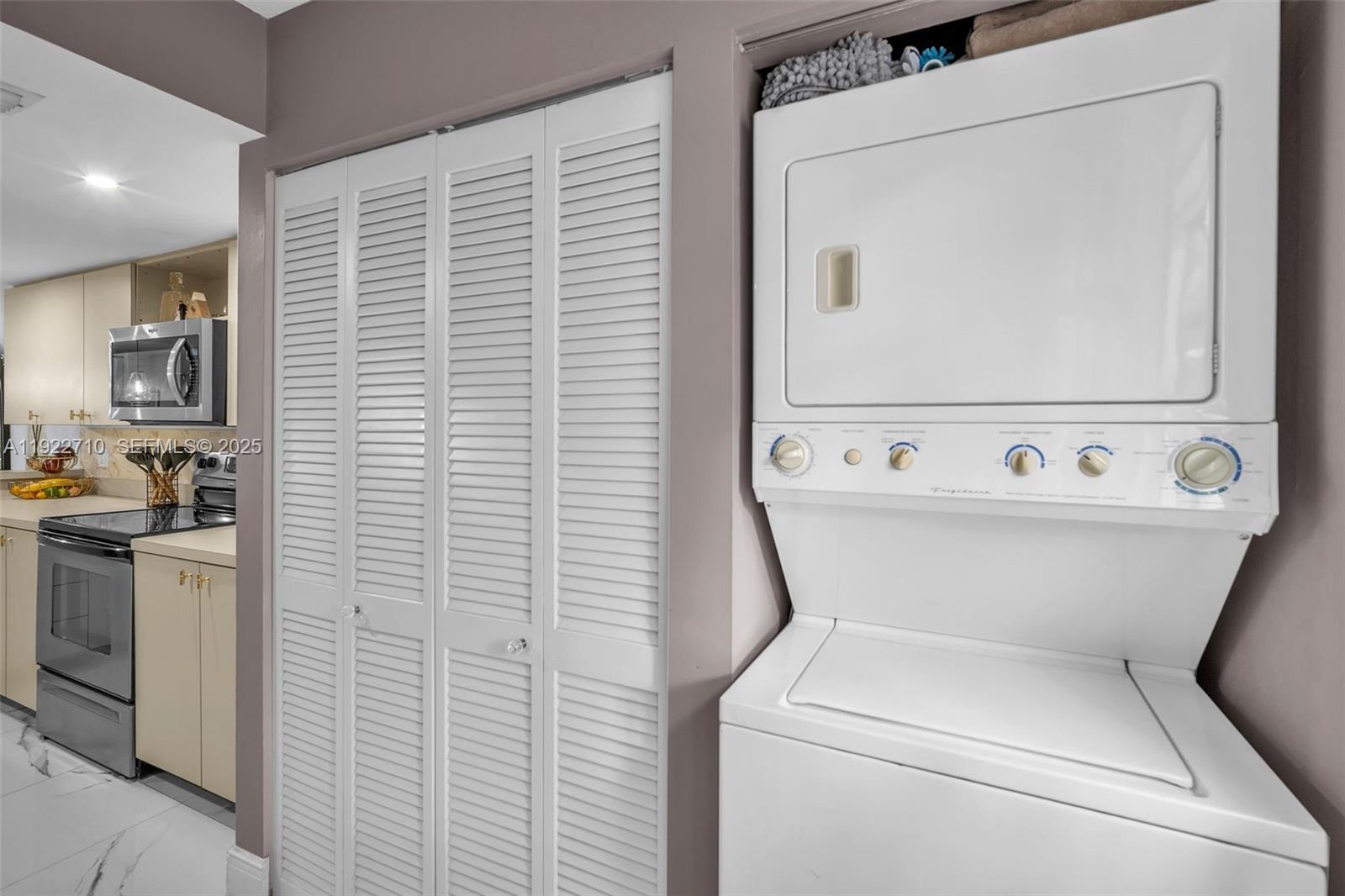 GLEN EDEN AT DAVIE - Residential