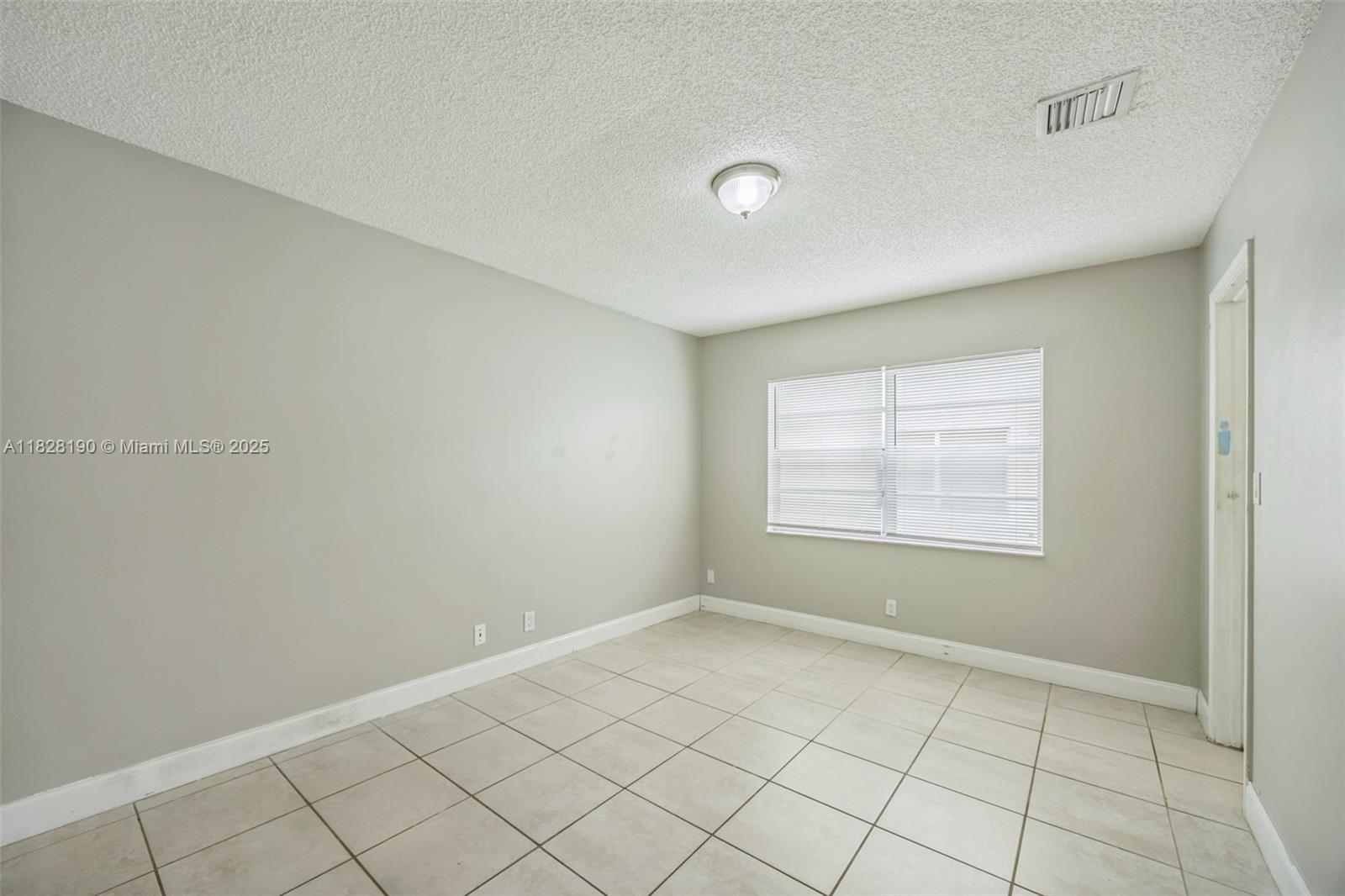 8051 NW 47th Ct, Lauderhill, FL, 33351/$612,000 4 8051 NW 47th Ct