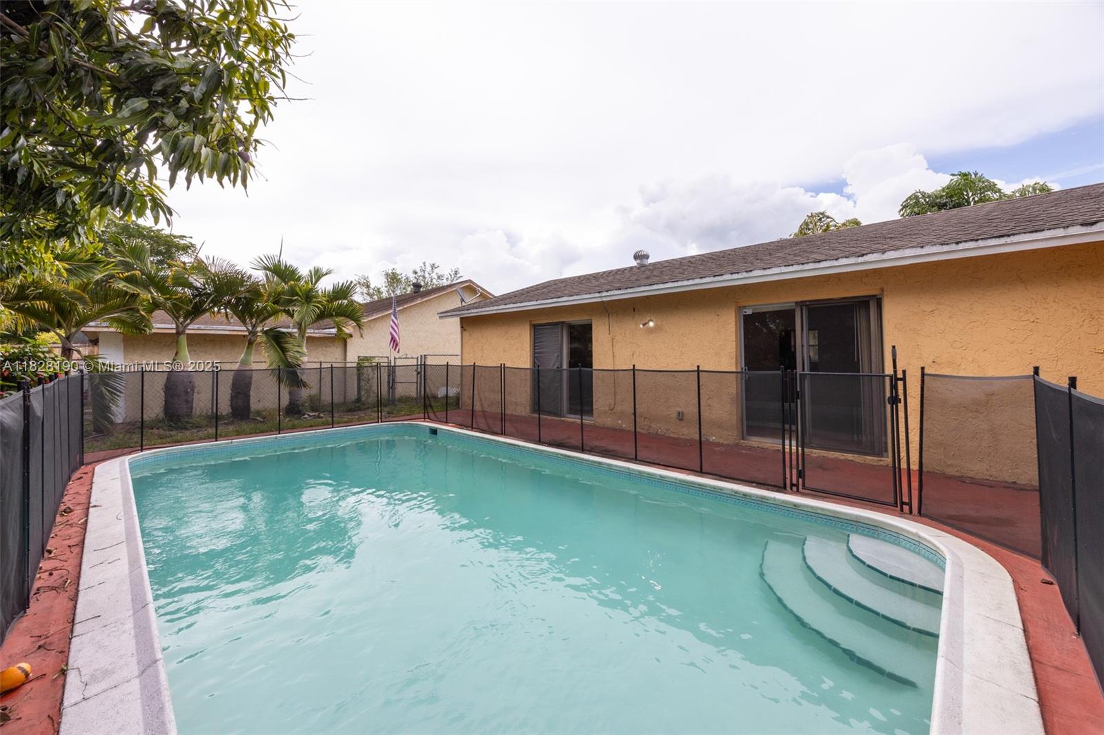 8051 NW 47th Ct, Lauderhill, FL, 33351/$612,000 1 8051 NW 47th Ct