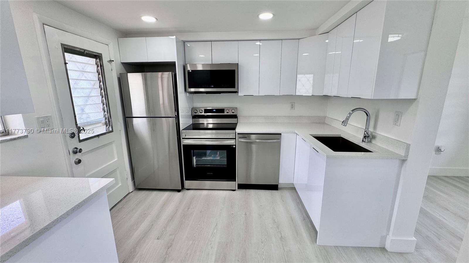 POINT EAST ONE CONDO-BLDG - Residential