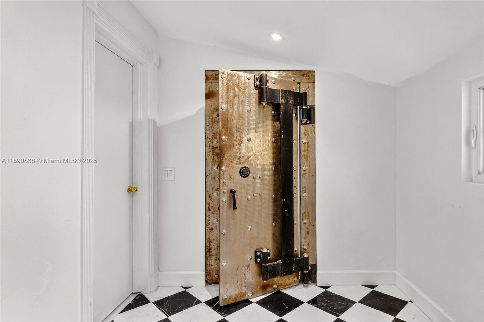 J W EWANS SUB - Residential