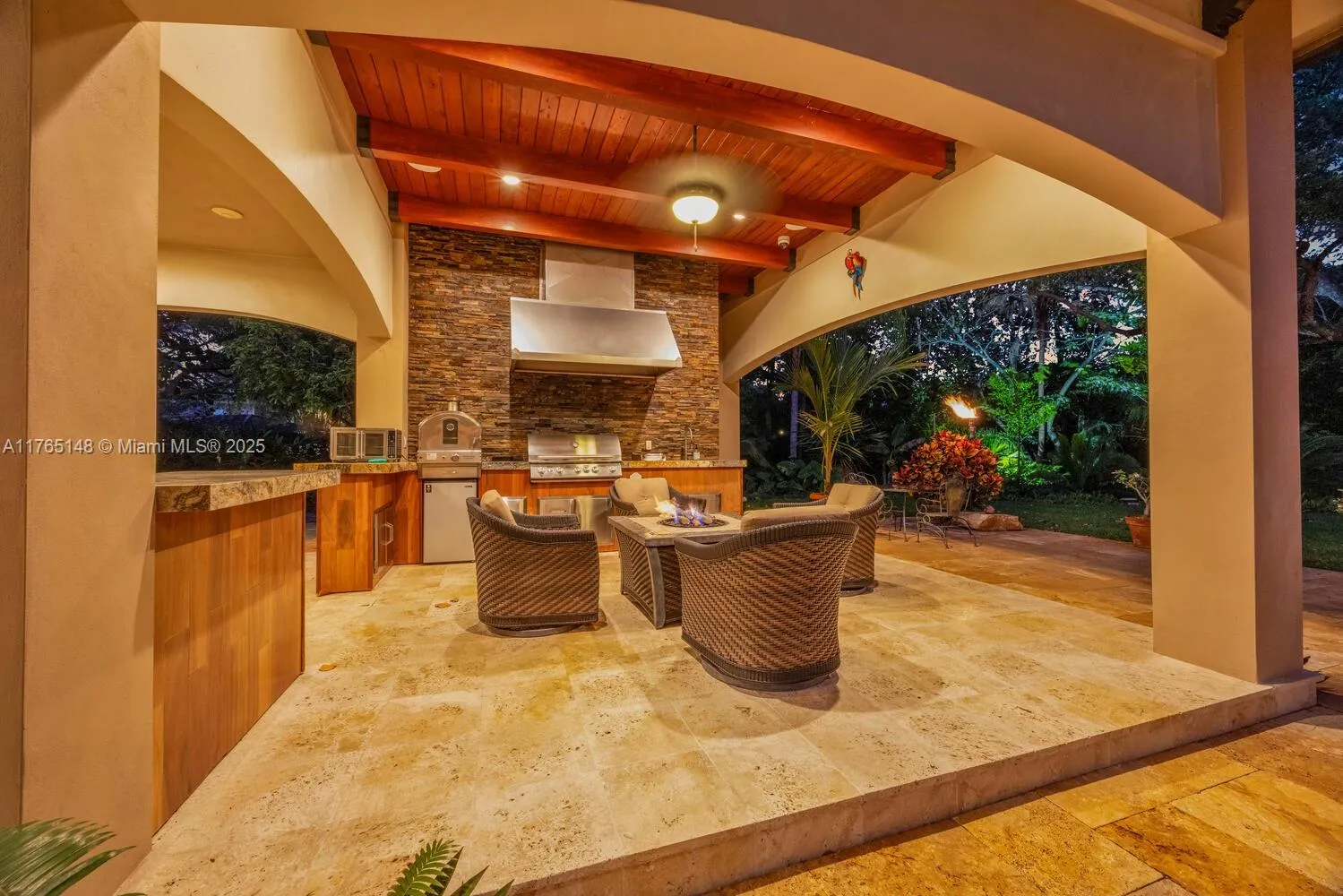 Miami, Florida 33176, United States, 4 Bedrooms Bedrooms, ,5 BathroomsBathrooms,Residential,Coming Soon,91689