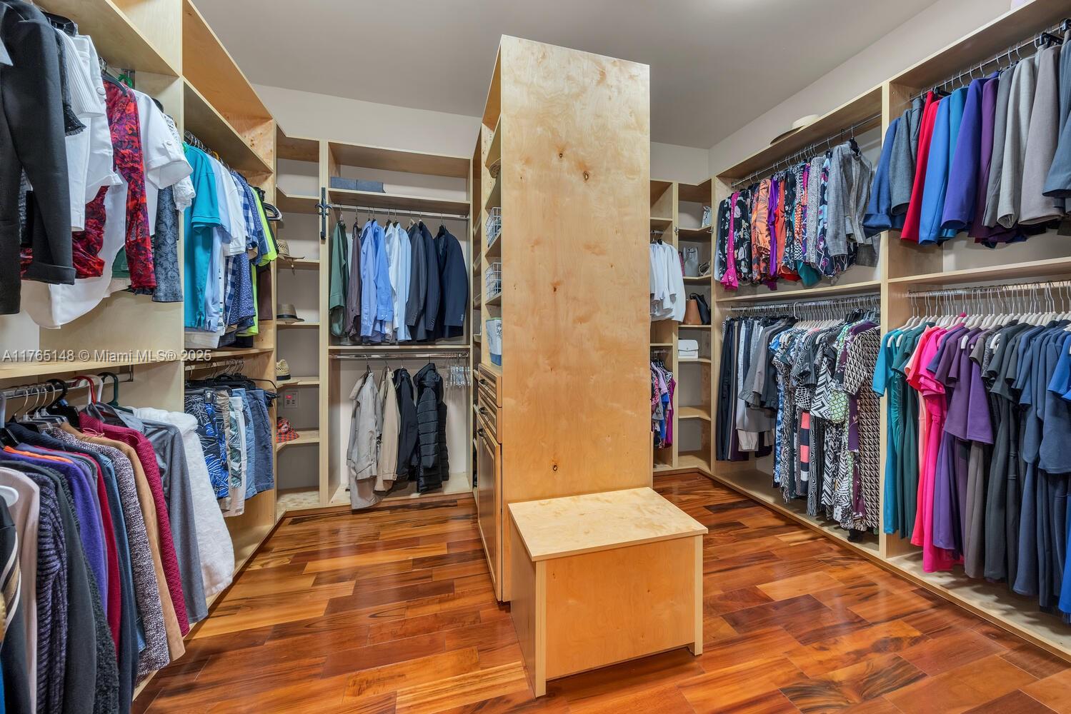 NUTMEG ESTATES - Residential