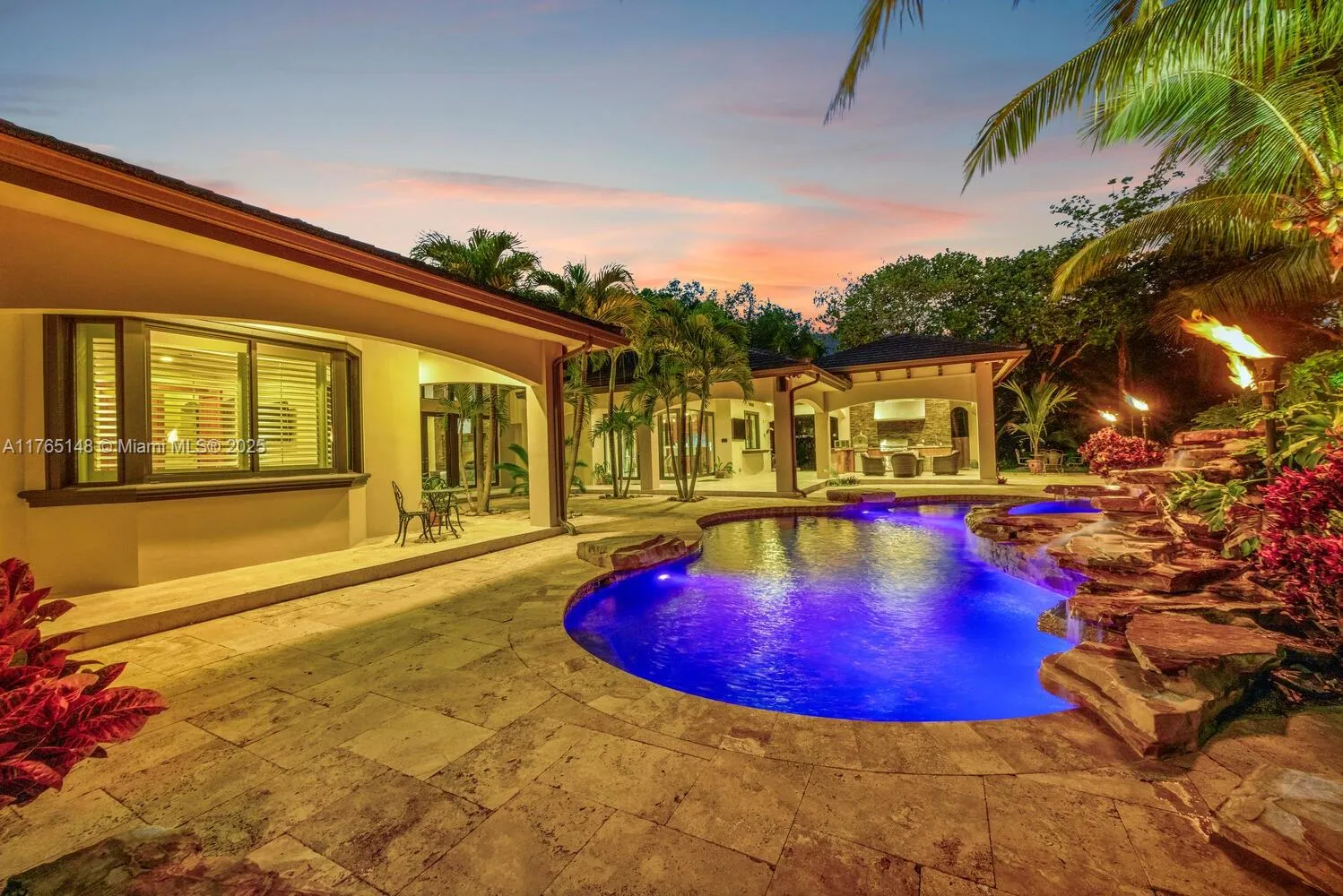 Miami, Florida 33176, United States, 4 Bedrooms Bedrooms, ,5 BathroomsBathrooms,Residential,Coming Soon,91689