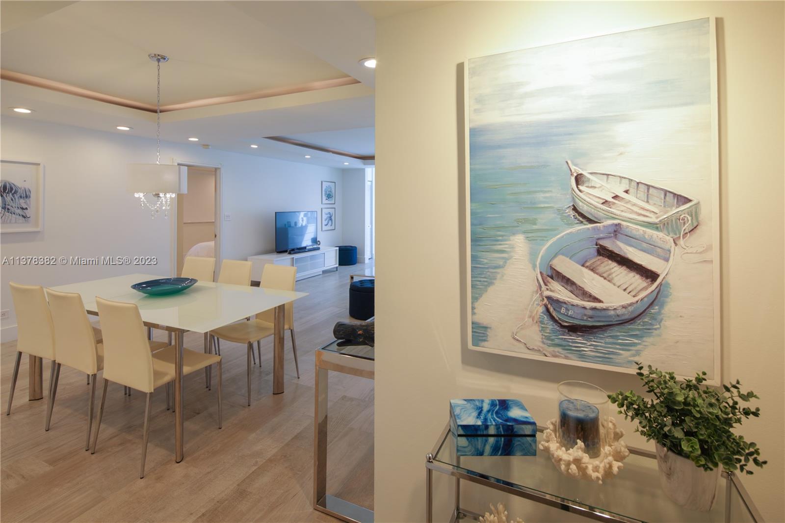 5005 Collins Ave 610