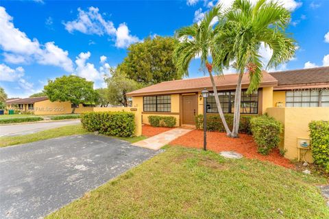 Photo of 14719 SW 84th Ter, Miami, FL 33193 (MLS # A11932323)