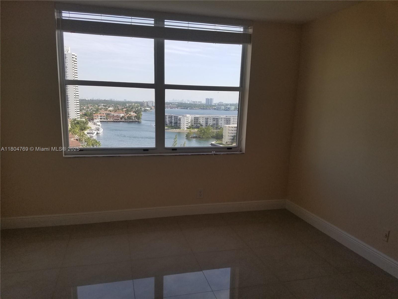 THE CLIPPER AT BISC COVE - Residential