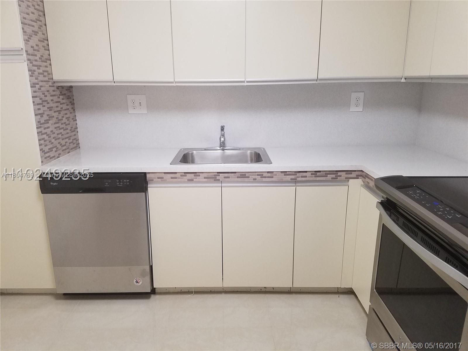 THE CLIPPER AT BISC COVE - Residential