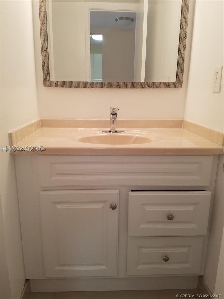 THE CLIPPER AT BISC COVE - Residential