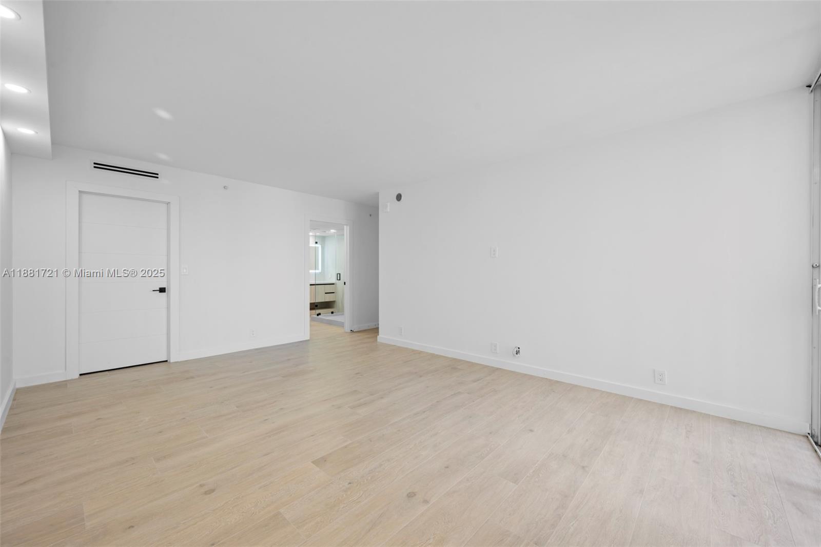 TURNBERRY ISLE CONDO - Residential Lease