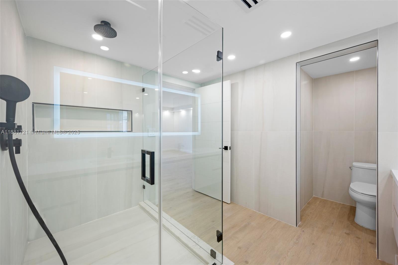 TURNBERRY ISLE CONDO - Residential Lease
