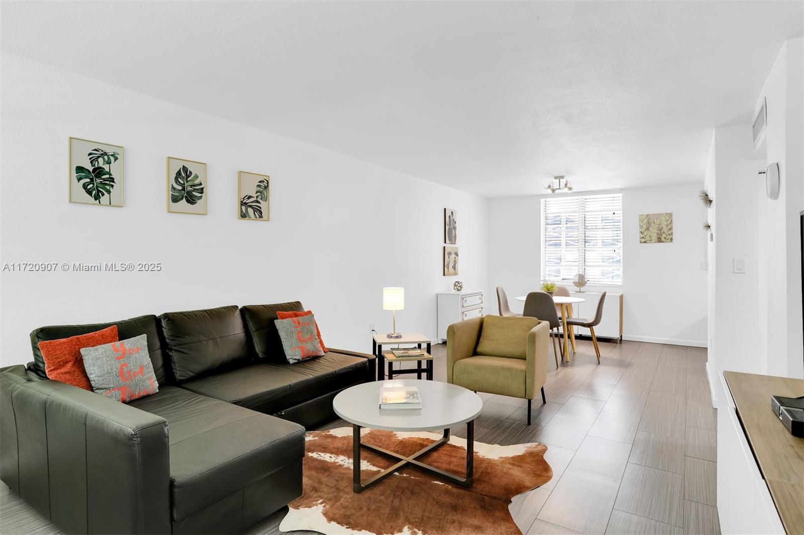 THE MERIDIAN CONDO - Residential