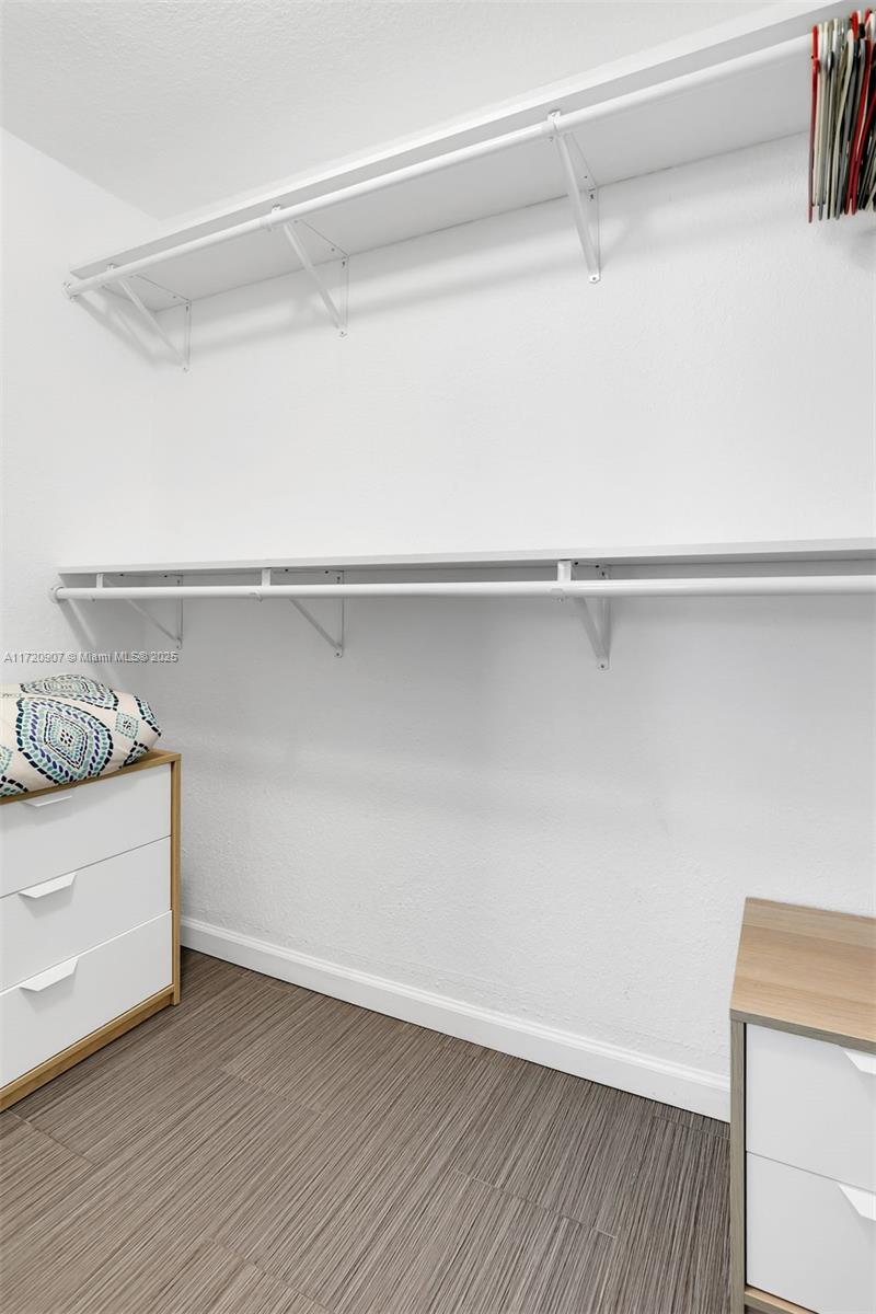 THE MERIDIAN CONDO - Residential