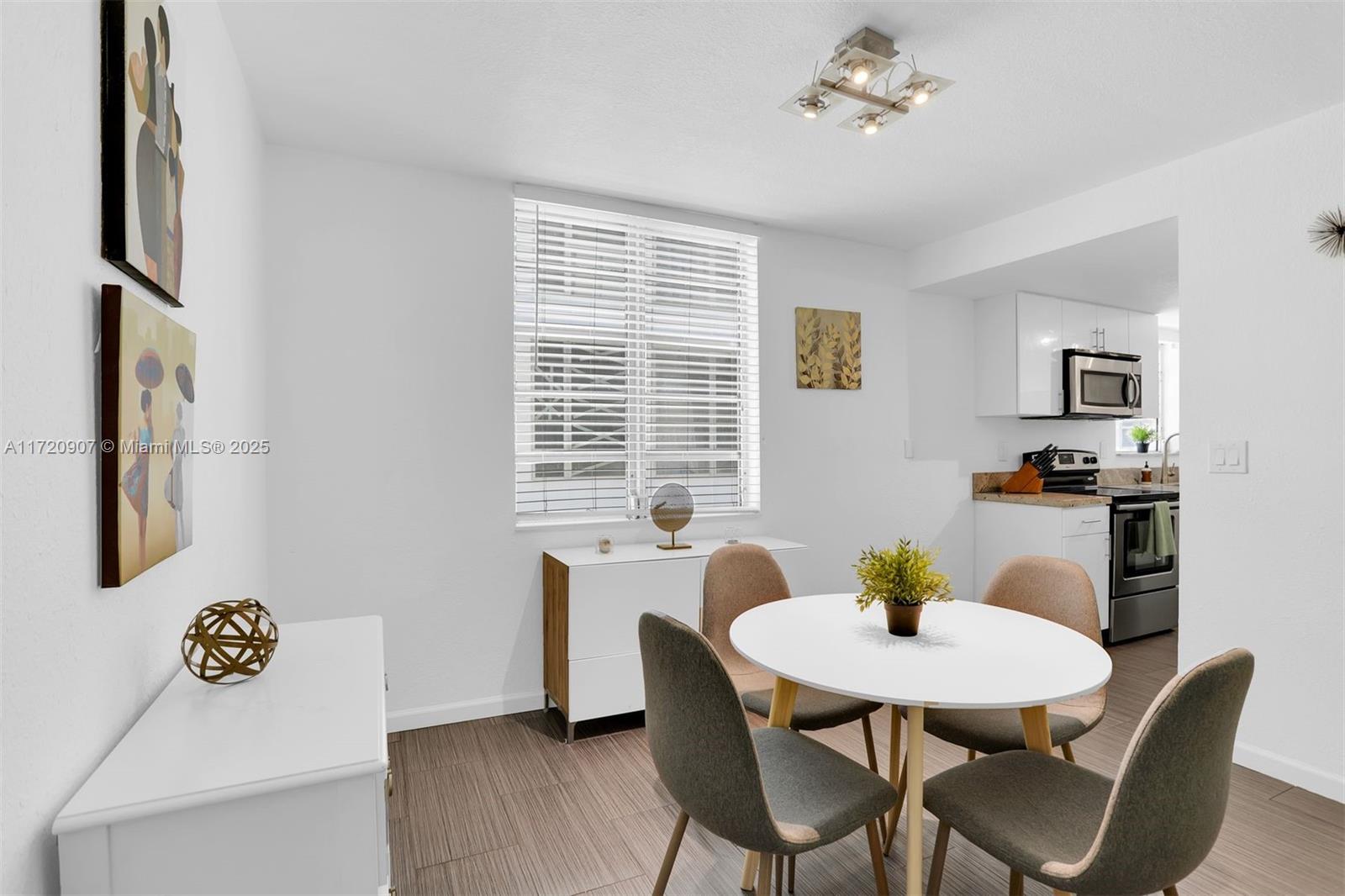 THE MERIDIAN CONDO - Residential
