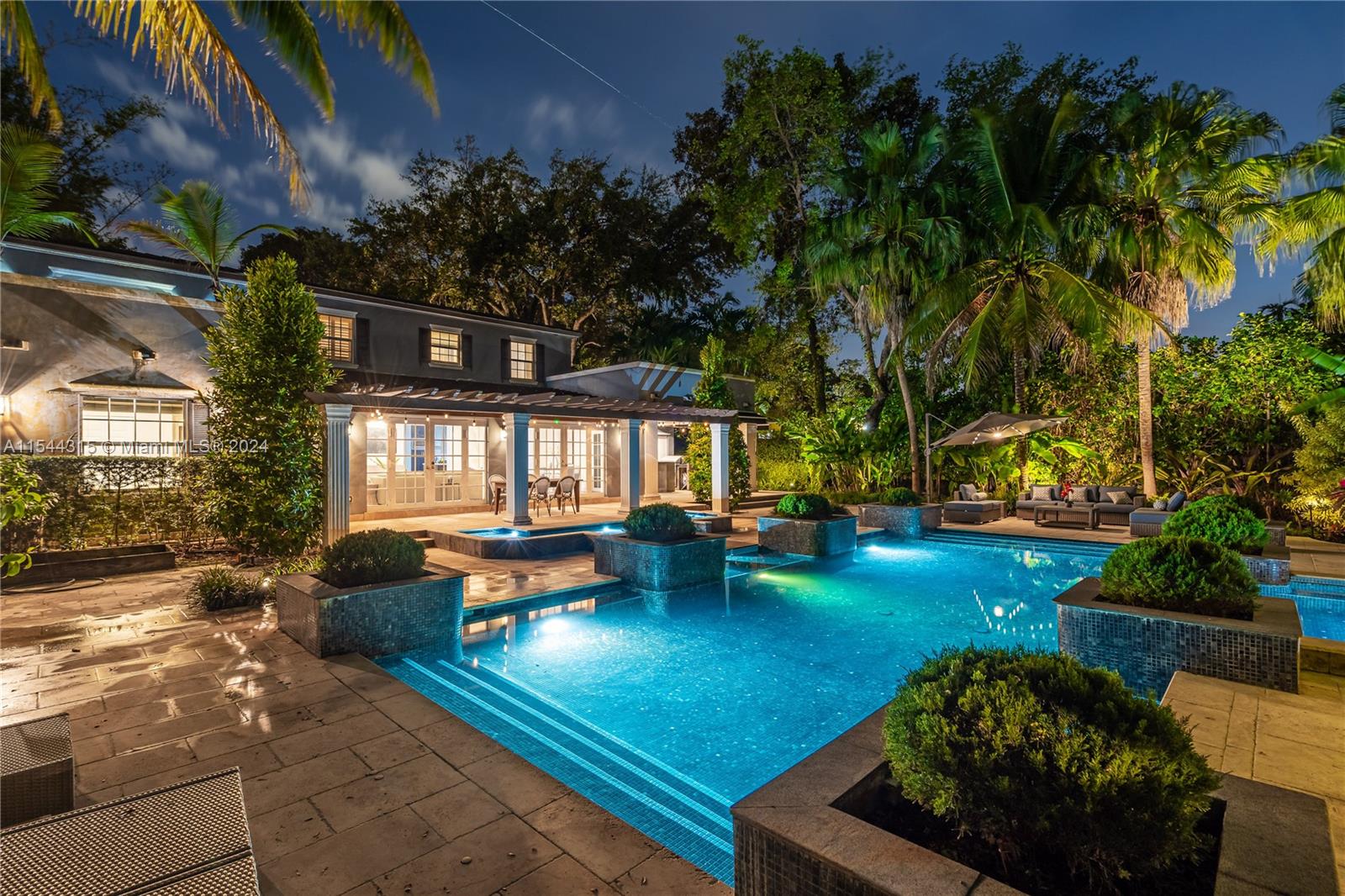 CORAL GABLES COUNTRY CLUB - Residential