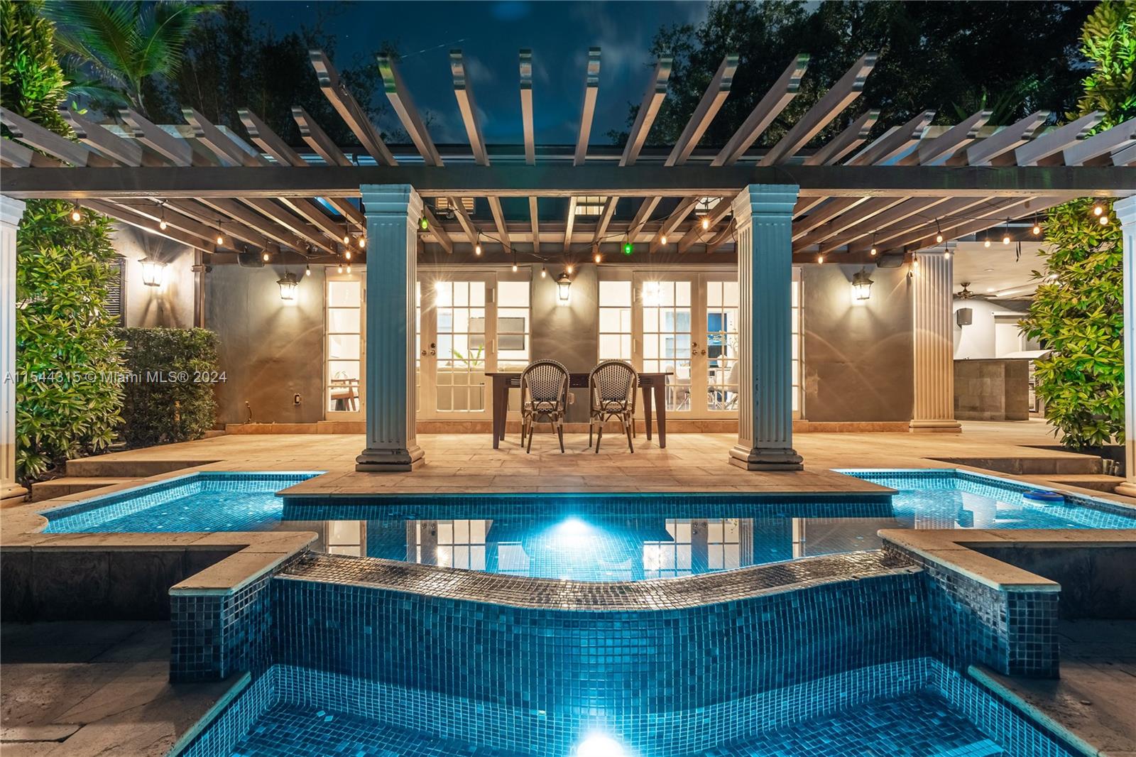 CORAL GABLES COUNTRY CLUB - Residential