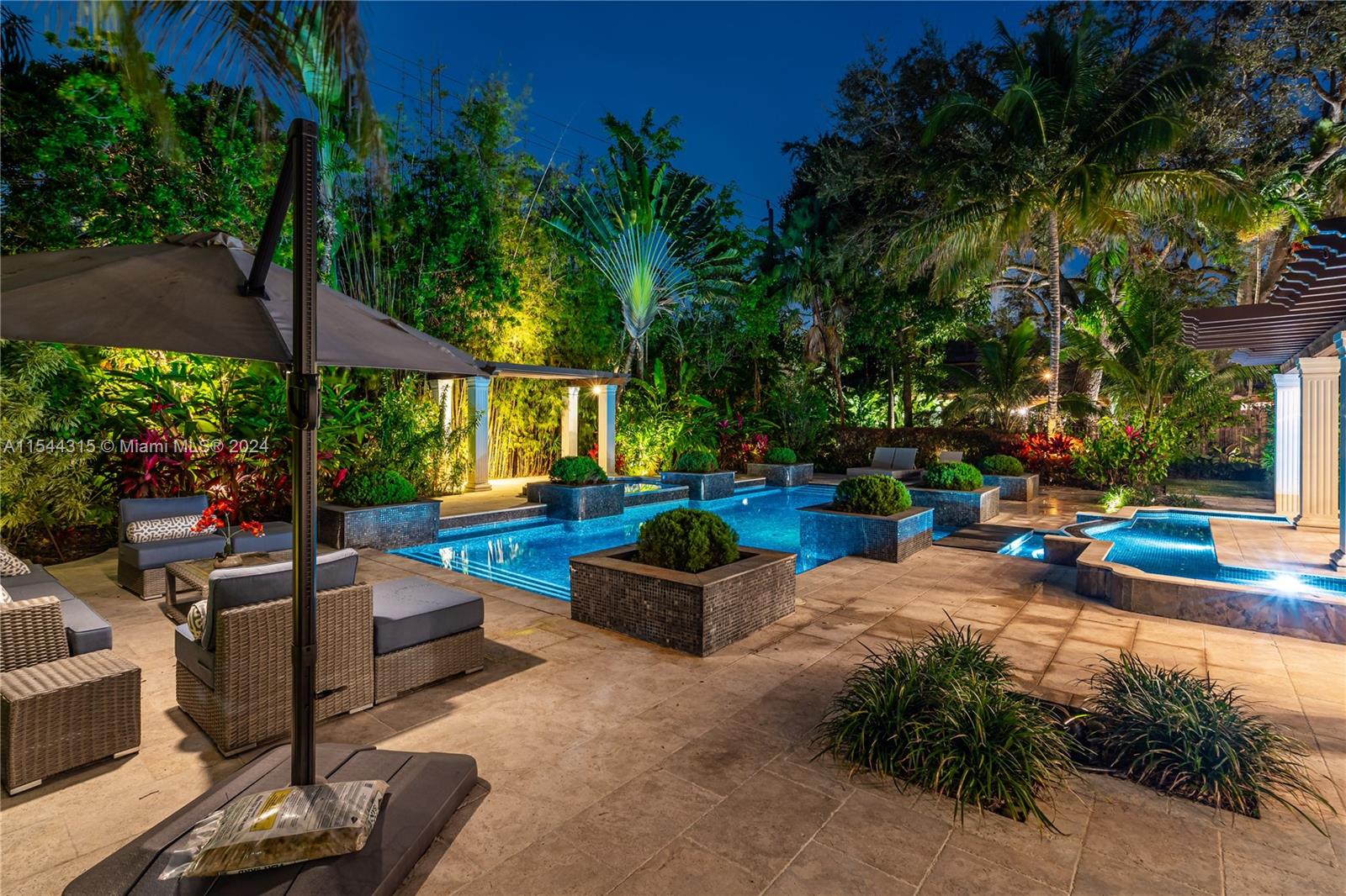 CORAL GABLES COUNTRY CLUB - Residential