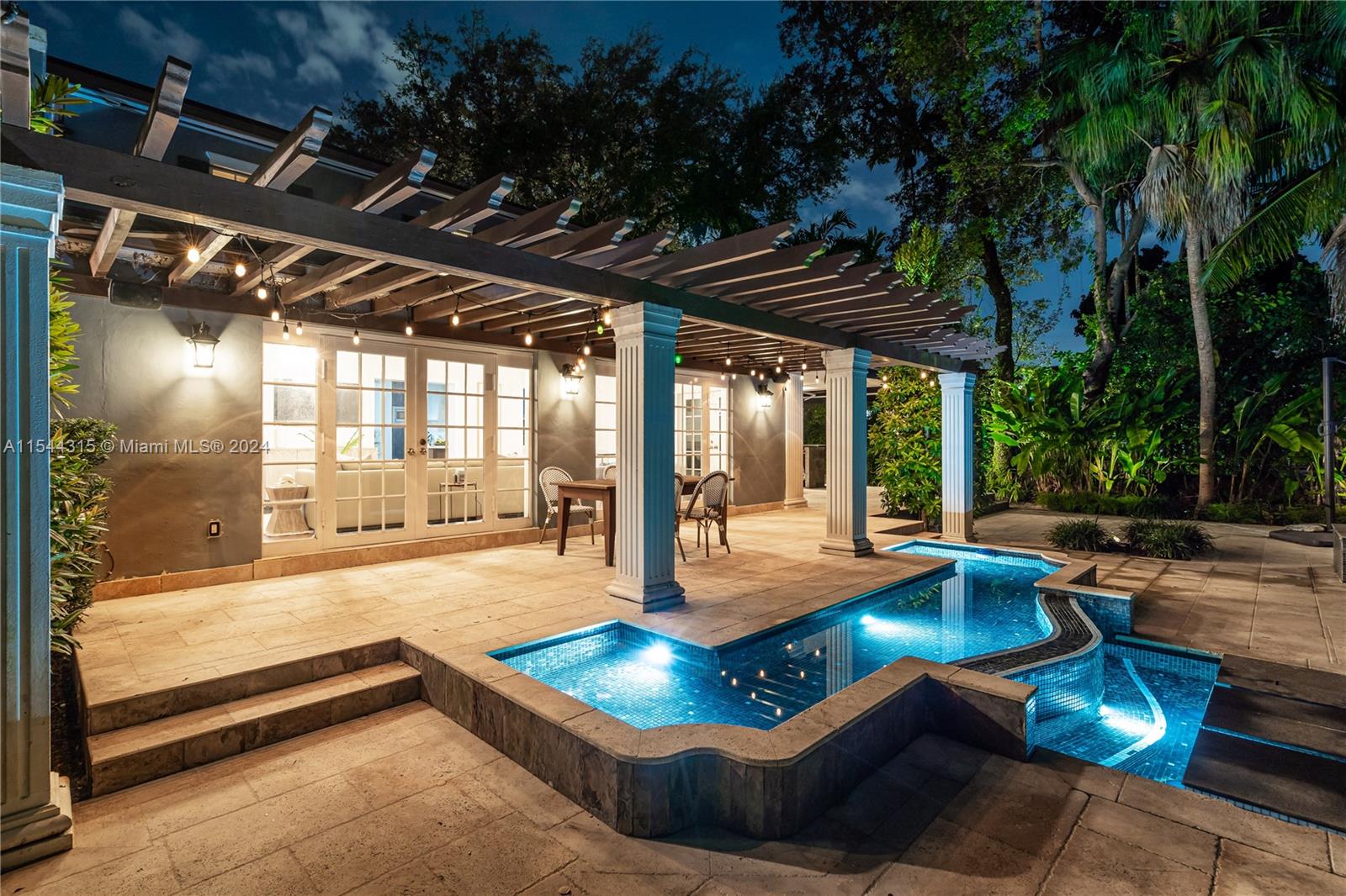 CORAL GABLES COUNTRY CLUB - Residential