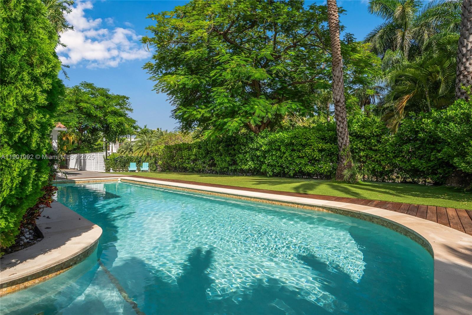 HIBISCUS ISLAND - Residential Lease