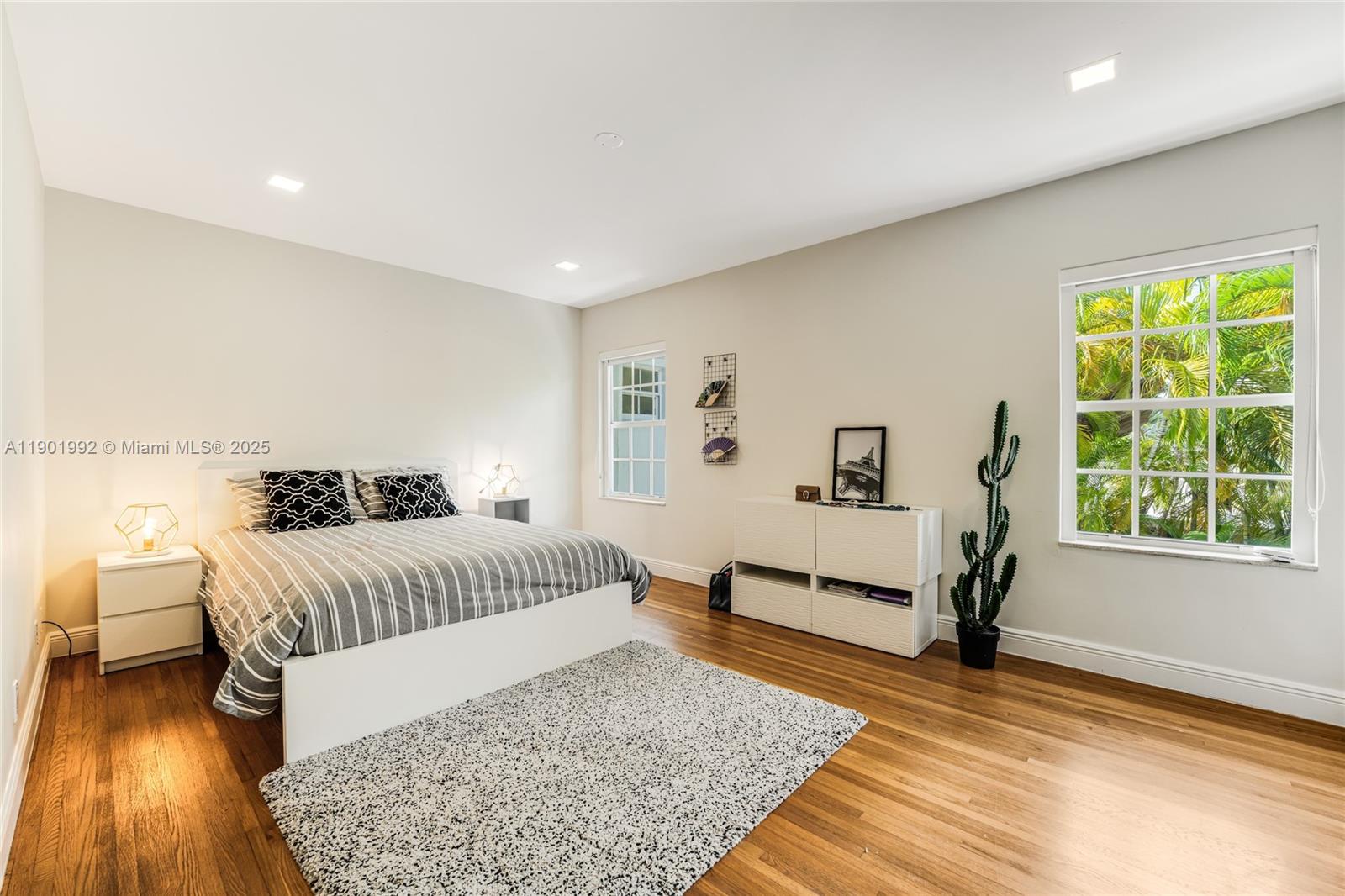 HIBISCUS ISLAND - Residential Lease