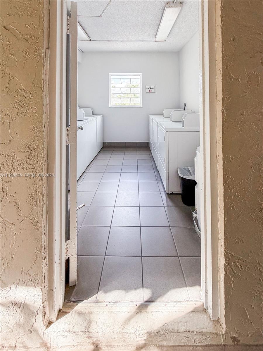 COVE CONDO PHASE I - Residential