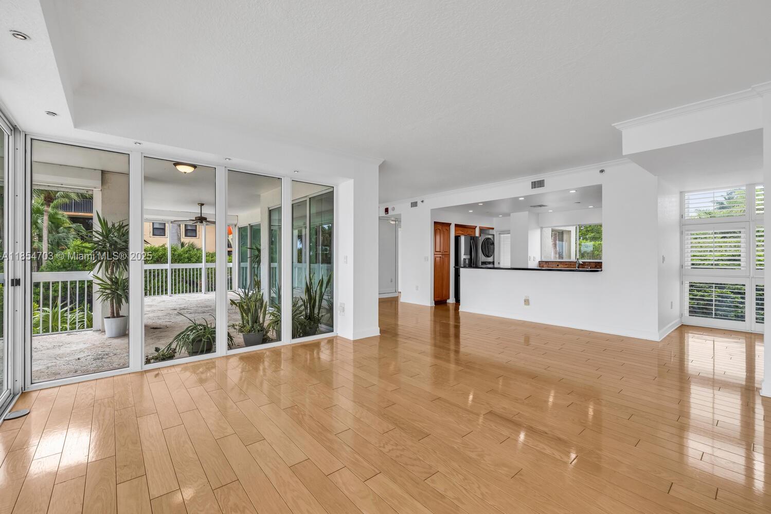 GROVE HARBOUR CONDO - Residential