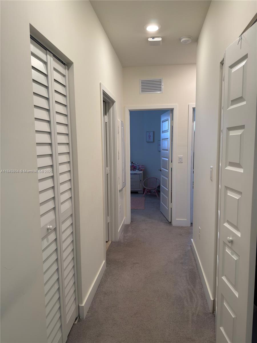 DUNNWOODY LAKE - Residential Lease