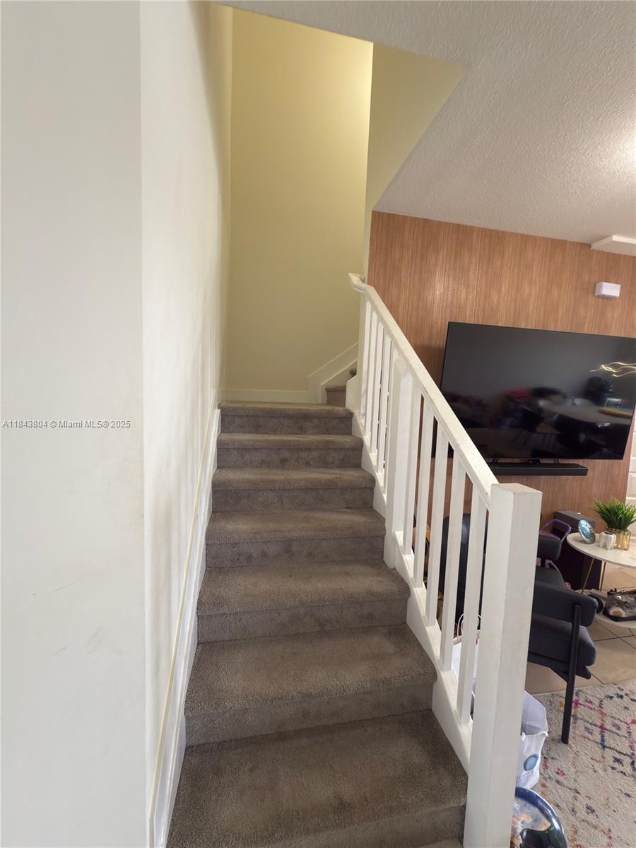 DUNNWOODY LAKE - Residential Lease
