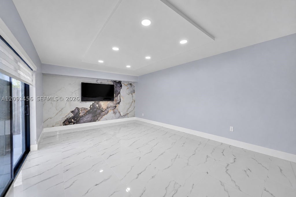 Photo of 9861 NW 6th Ct, Plantation, FL 33324 (MLS # A12093456)