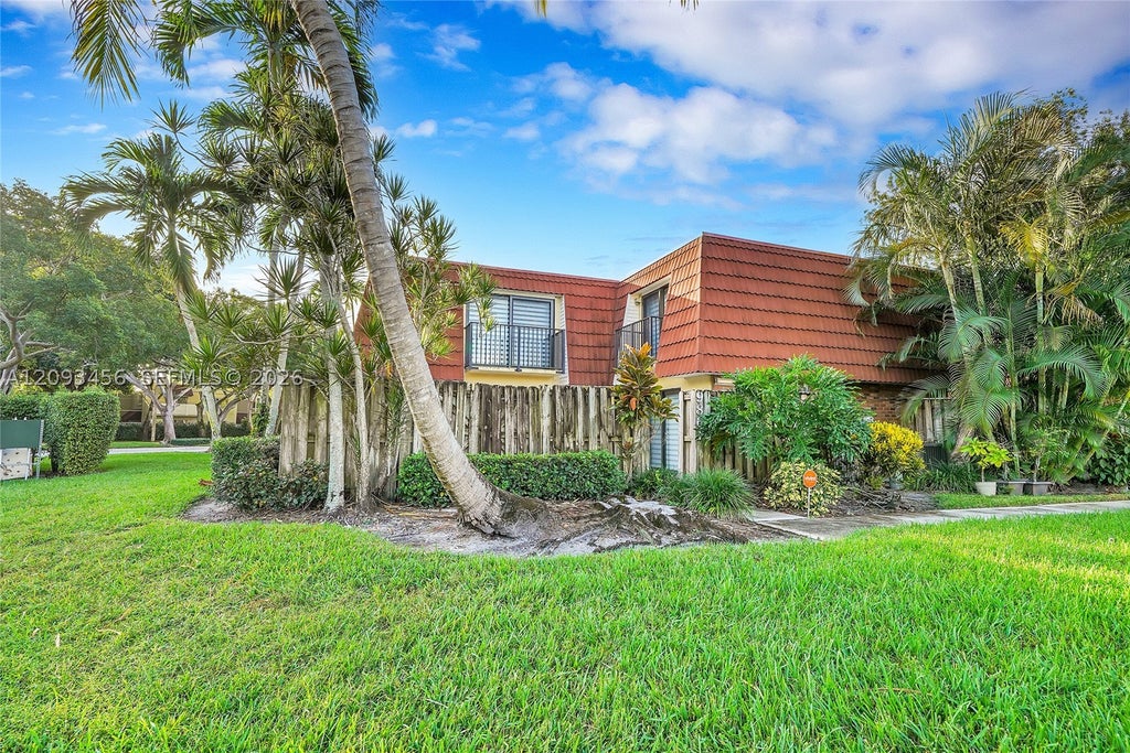 Photo of 9861 NW 6th Ct, Plantation, FL 33324 (MLS # A12093456)