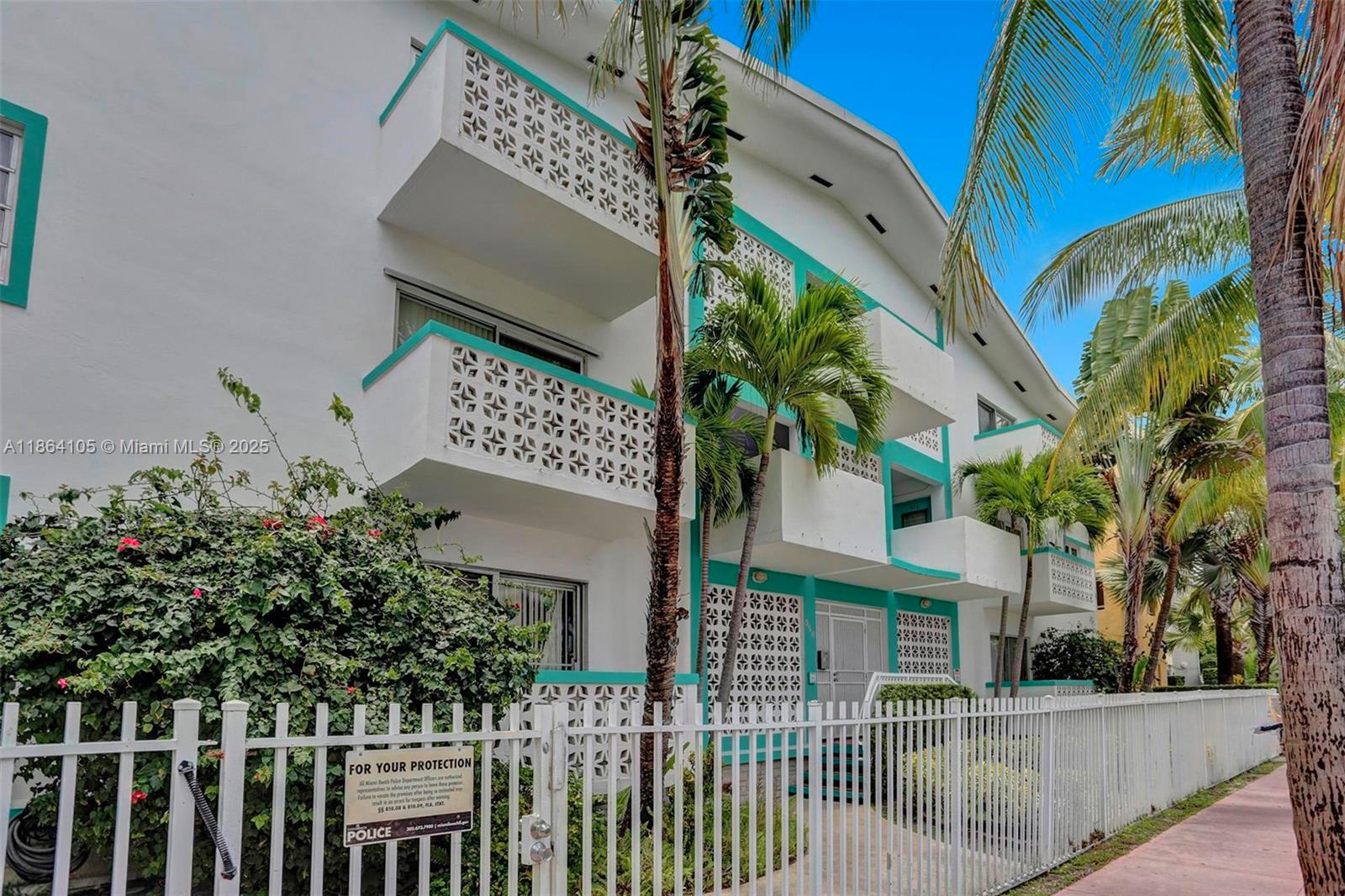 350 Collins Ave 310
