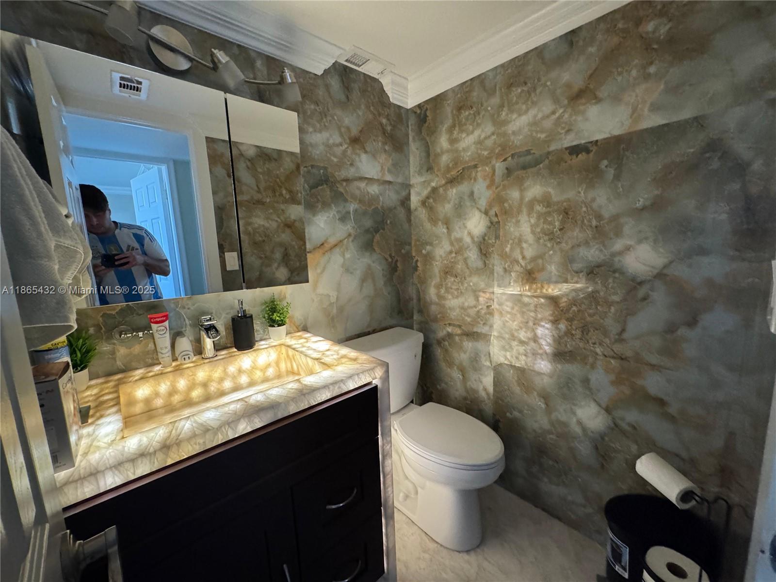 TELSTAR CONDOMINIUM INC - Residential Lease