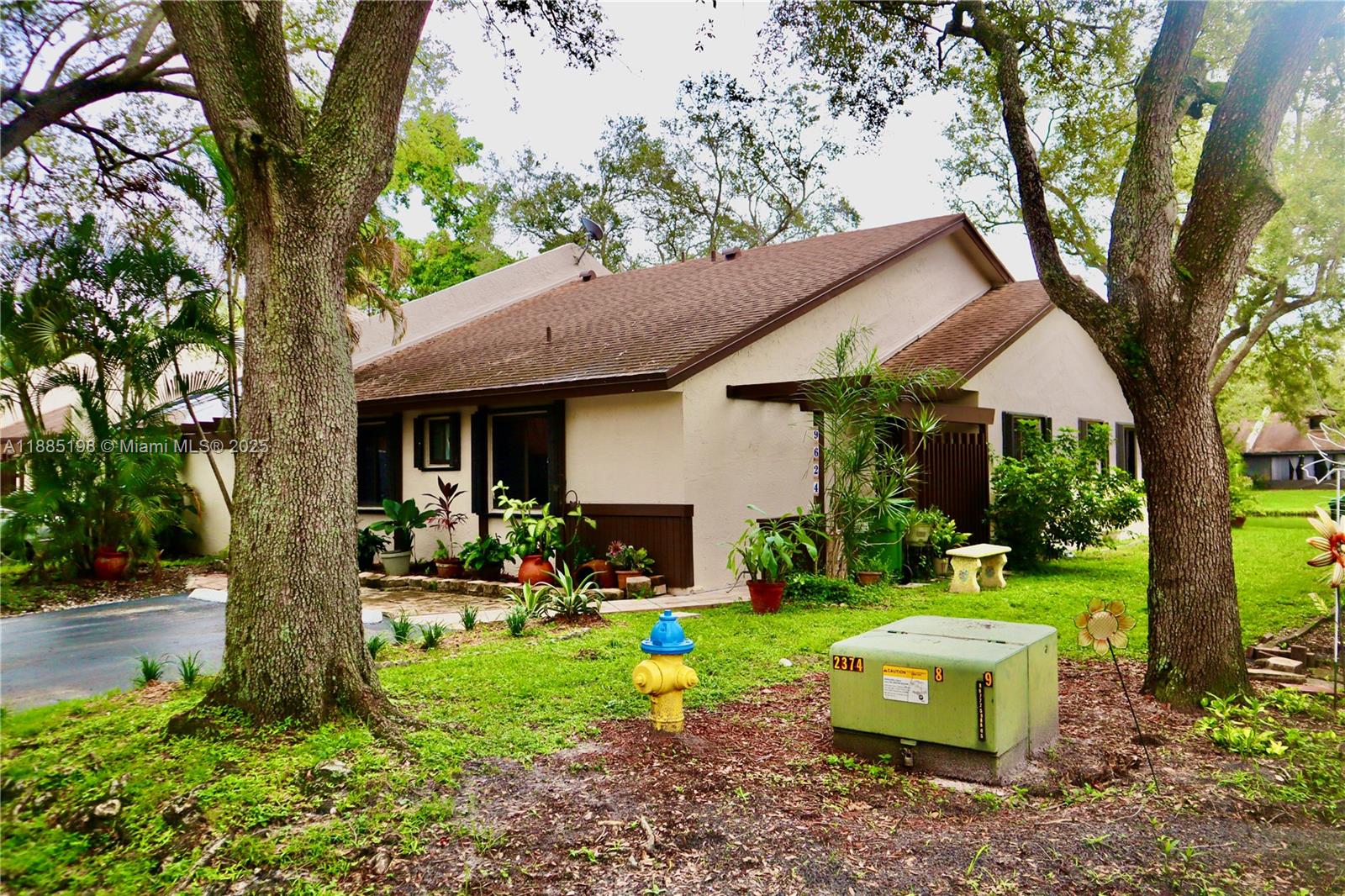 EVERGLADES SUGAR & LAND C - Residential