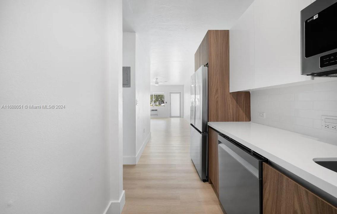 LENOX MANOR - Residential Lease