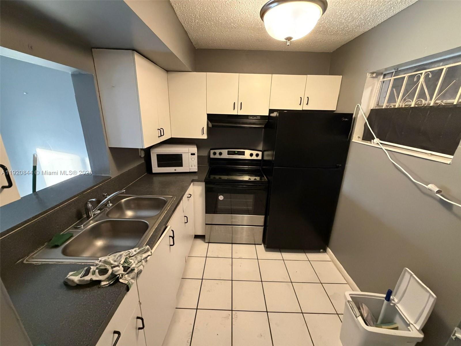 SUNSET HILLS I CONDOMINIU - Residential Lease