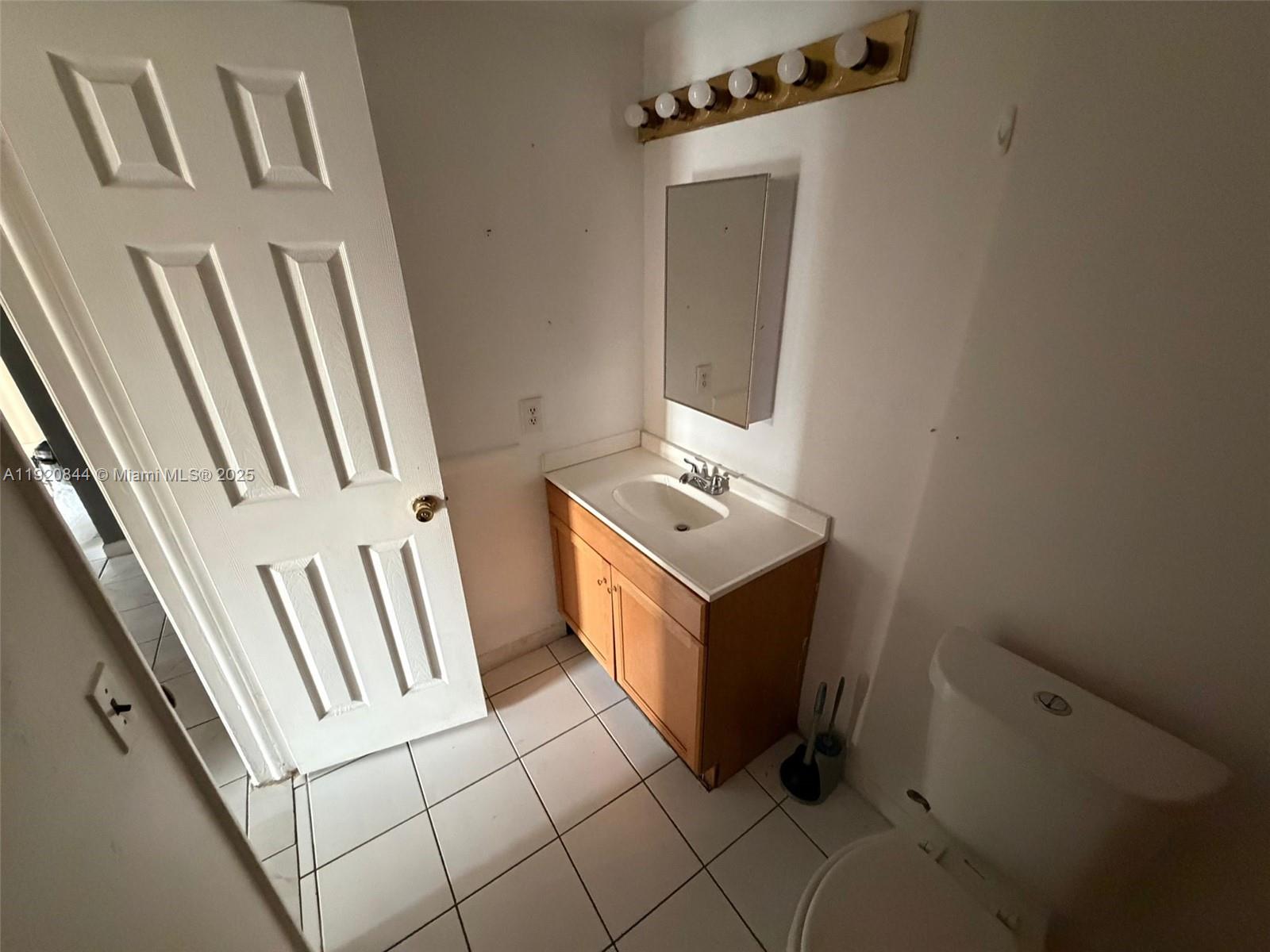 SUNSET HILLS I CONDOMINIU - Residential Lease