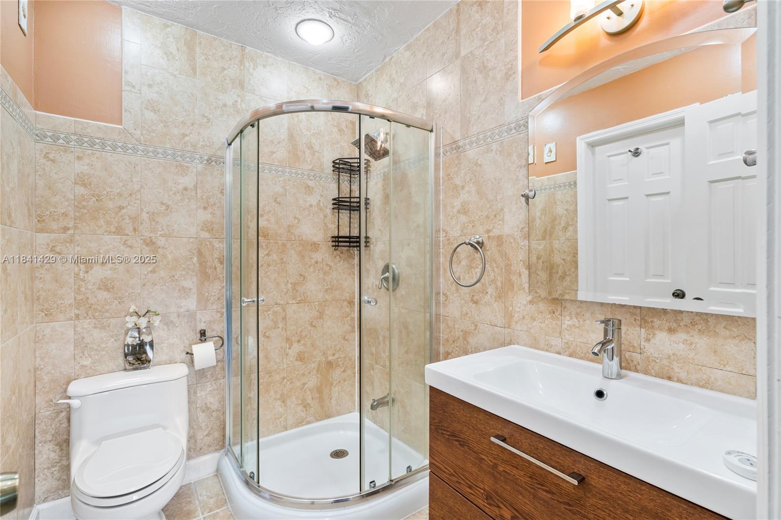 SANDPIPER POINT - Residential