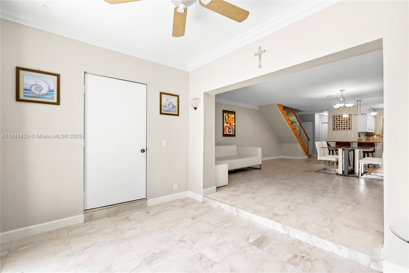 SANDPIPER POINT - Residential