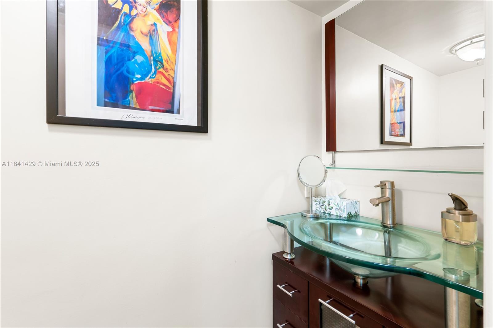 SANDPIPER POINT - Residential