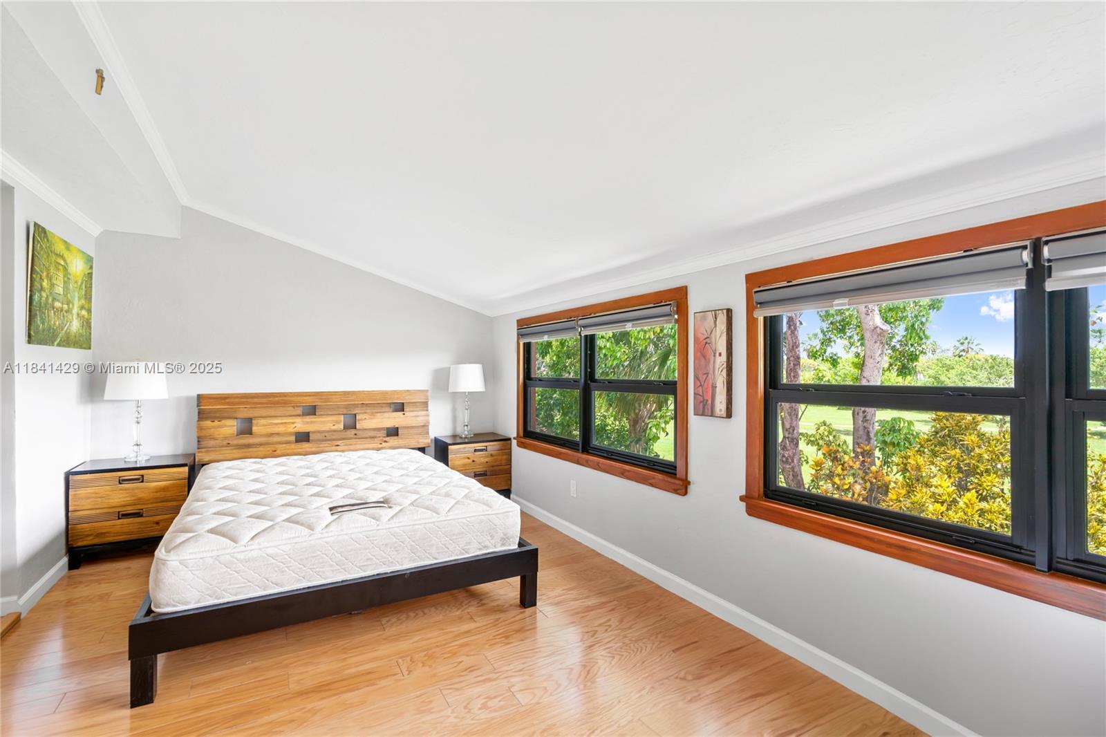 SANDPIPER POINT - Residential